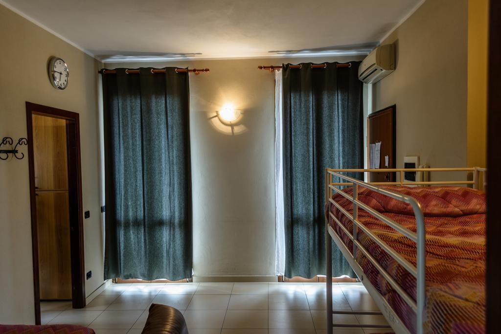 Bed&Breakfast Linate Peschiera Borromeo Exterior foto