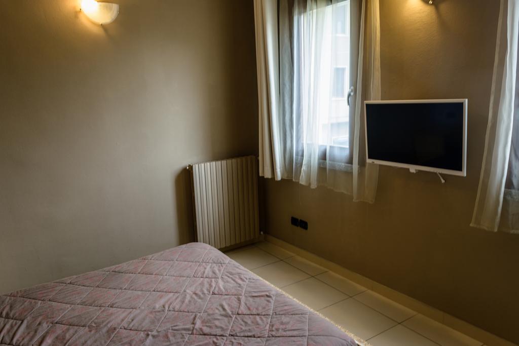 Bed&Breakfast Linate Peschiera Borromeo Exterior foto